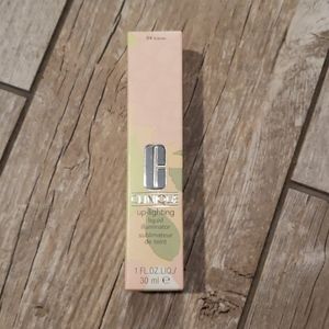 Clinique Uplighting Liquid Illuminatot BRONZE